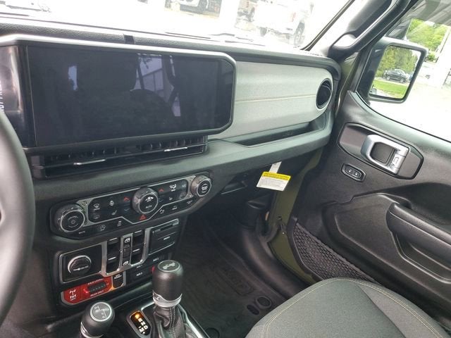 2024 Jeep Wrangler 4-Door Willys 4x4