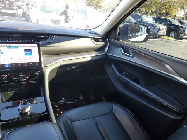 2023 Jeep Grand Cherokee Limited 4x2