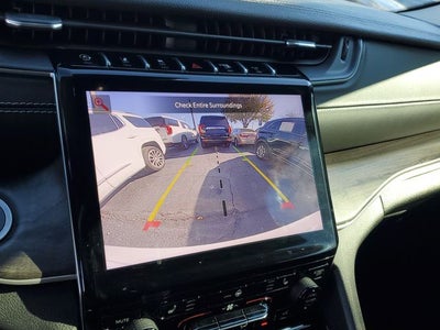 2023 Jeep Grand Cherokee Limited 4x2