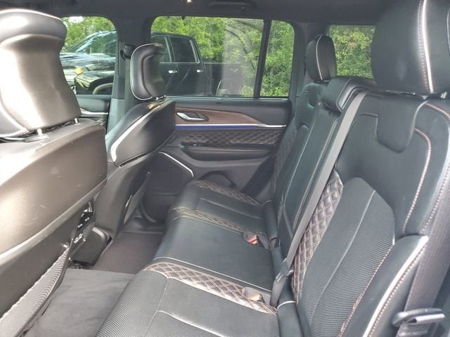 2023 Jeep Grand Cherokee Summit 4x4