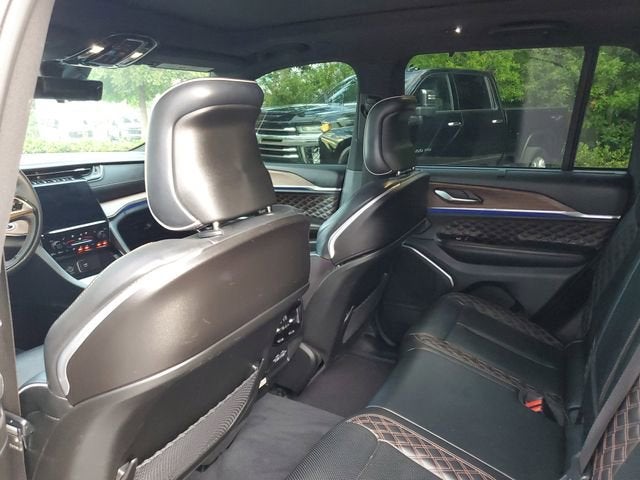 2023 Jeep Grand Cherokee Summit 4x4