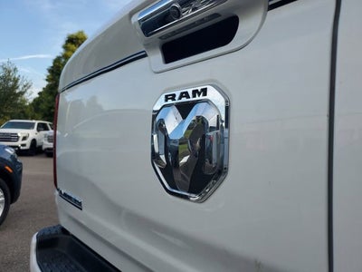 2022 RAM 1500 Limited Crew Cab 4x2 5'7" Box