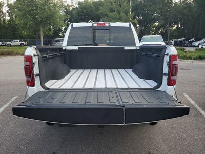 2022 RAM 1500 Limited Crew Cab 4x2 5'7" Box