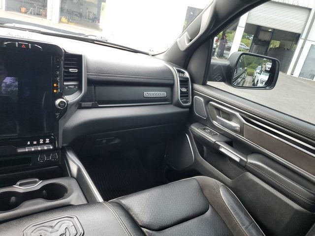 2021 RAM 1500 Laramie Crew Cab 4x2 5'7" Box