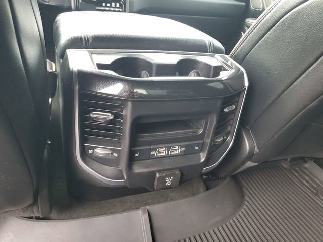2021 RAM 1500 Laramie Crew Cab 4x2 5'7" Box