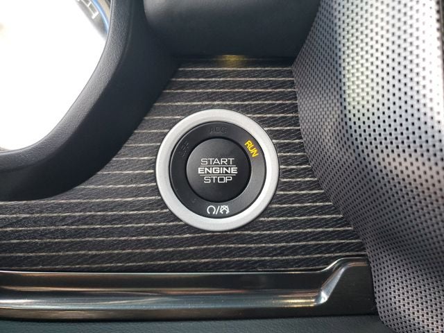 2021 RAM 1500 Limited Crew Cab 4x4 5'7" Box