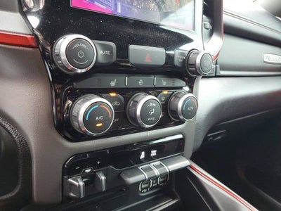 2019 RAM 1500 Rebel Crew Cab 4x4 5'7" Box