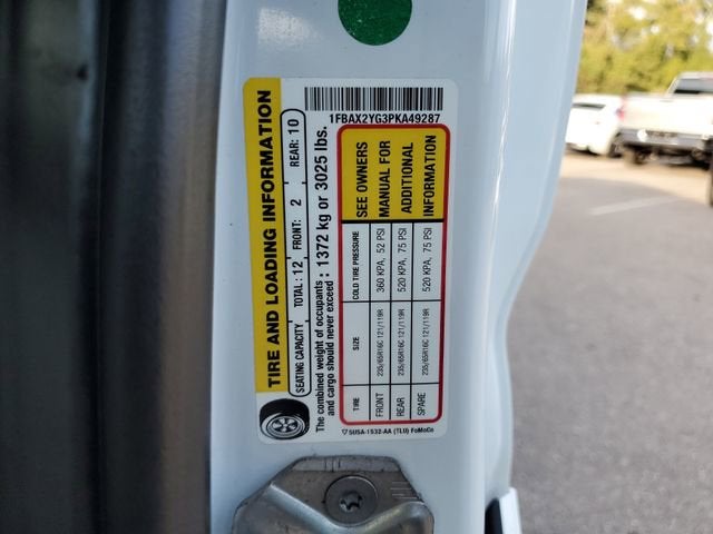 2023 Ford Transit Passenger Wagon XL