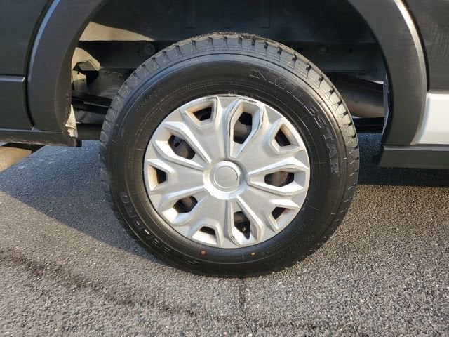 2023 Ford Transit Passenger Wagon XL