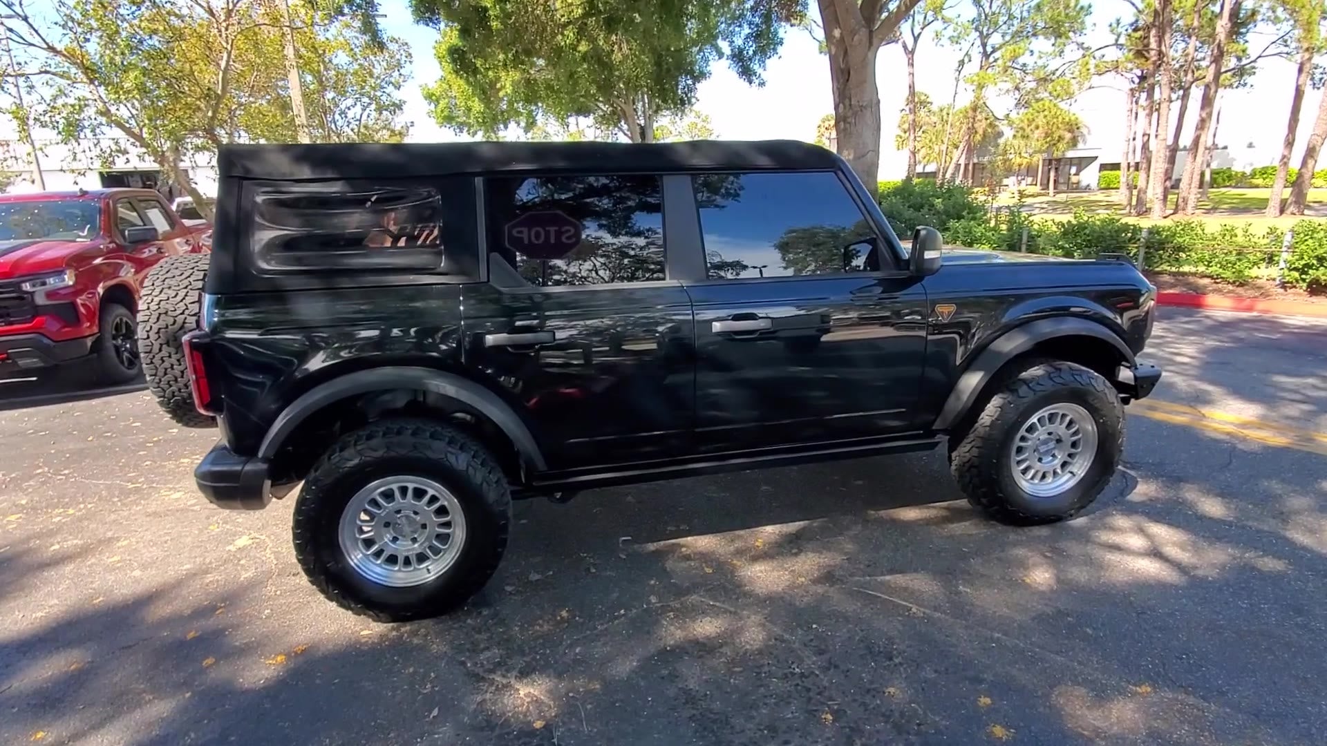 2022 Ford Bronco Base