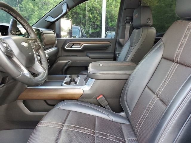 2025 Chevrolet Silverado 3500 HD High Country DRW