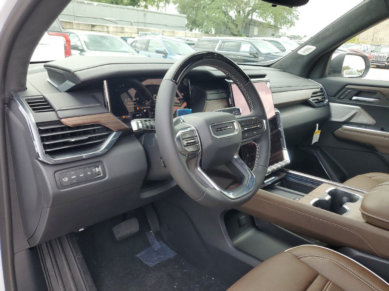2027 GMC Acadia Denali Ultimate