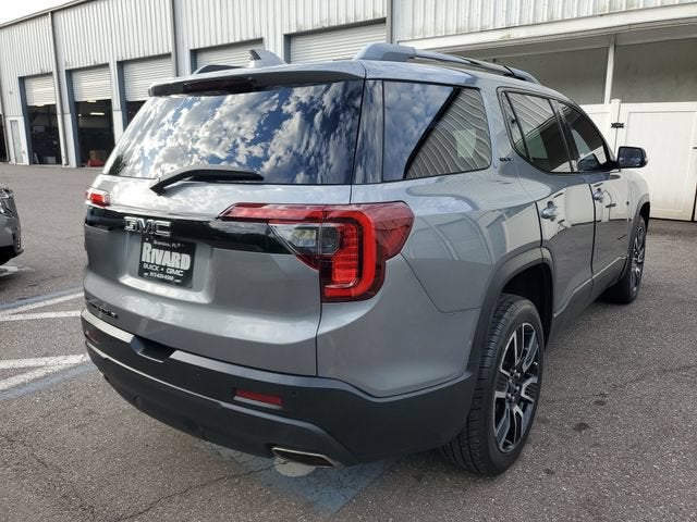 2021 GMC Acadia SLT