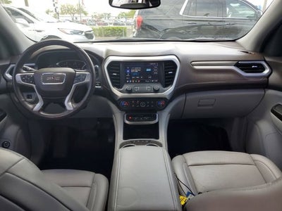 2022 GMC Acadia SLT
