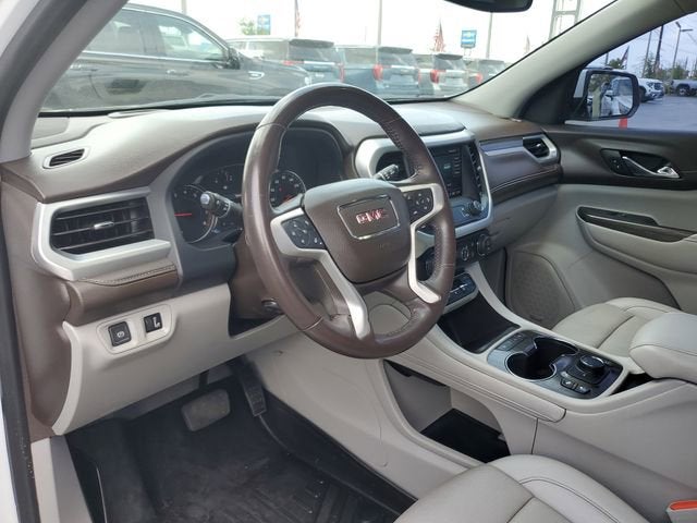 2022 GMC Acadia SLT