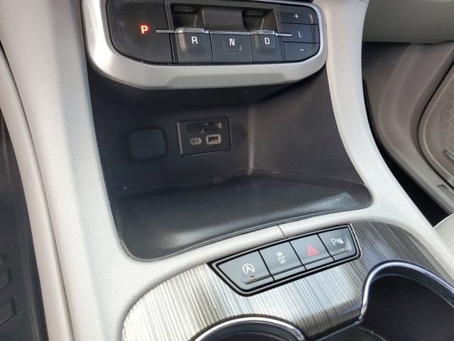 2022 GMC Acadia SLT