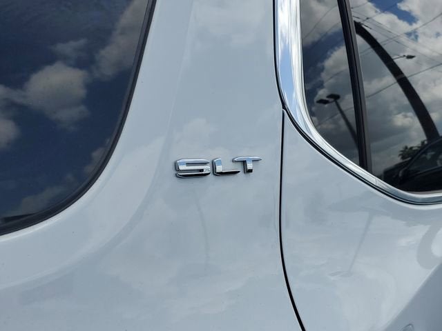 2022 GMC Acadia SLT