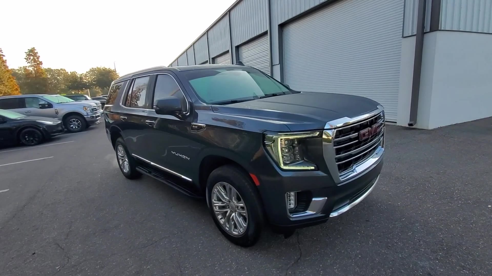 2021 GMC Yukon SLT