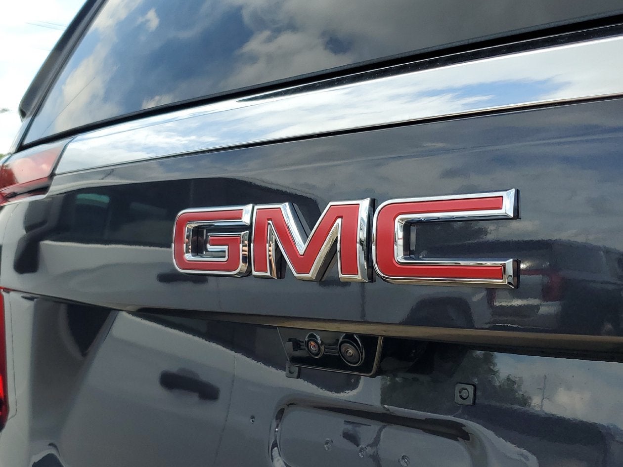2027 GMC Yukon Elevation