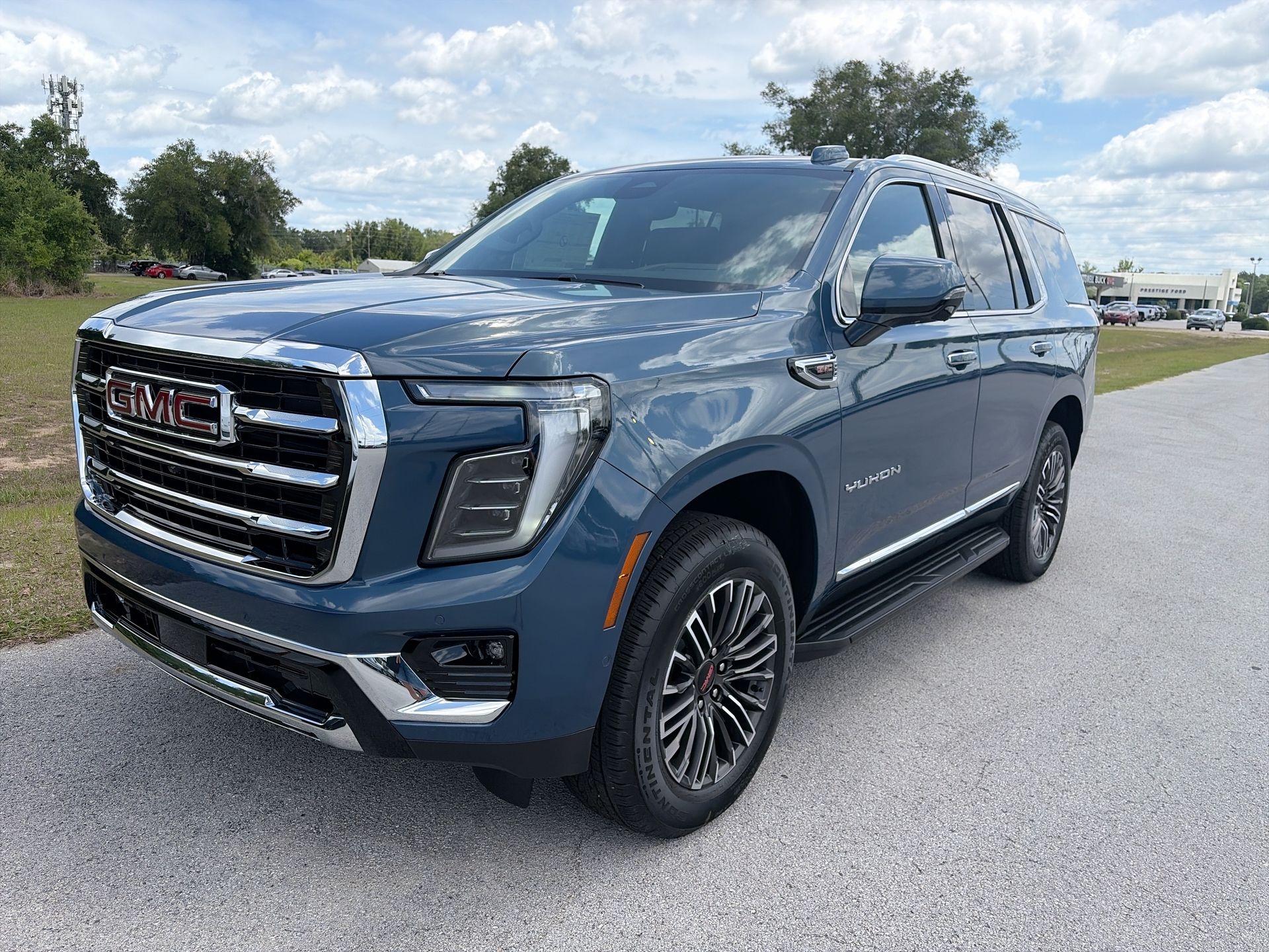 2026 GMC Yukon Elevation