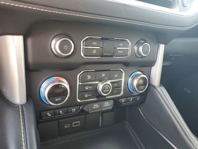 2022 GMC Yukon SLT
