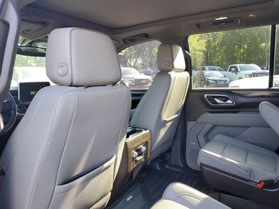 2022 GMC Yukon SLT
