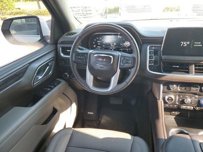 2022 GMC Yukon SLT