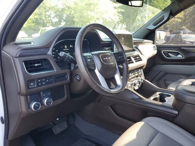 2022 GMC Yukon SLT