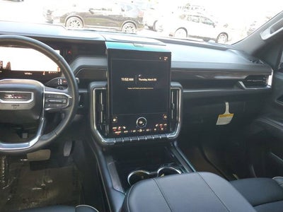 2025 GMC Yukon Elevation