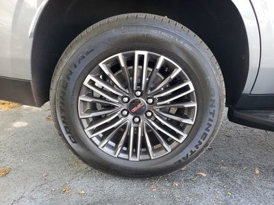 2025 GMC Yukon Elevation