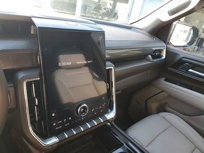 2025 GMC Yukon Elevation