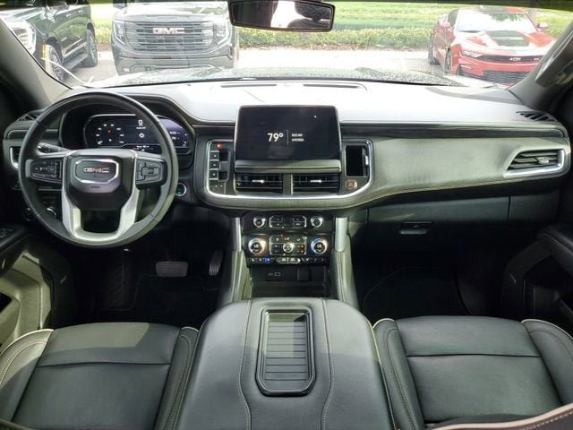 2023 GMC Yukon XL SLT