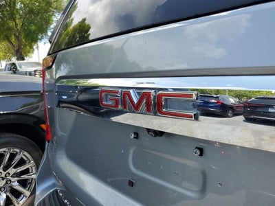 2024 GMC Yukon XL SLT