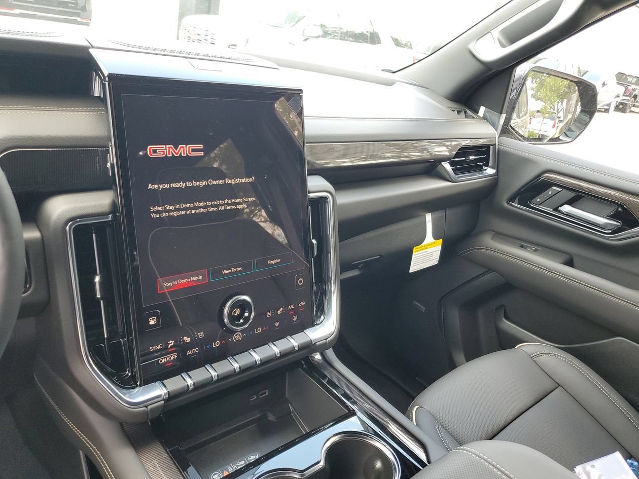 2026 GMC Yukon Elevation