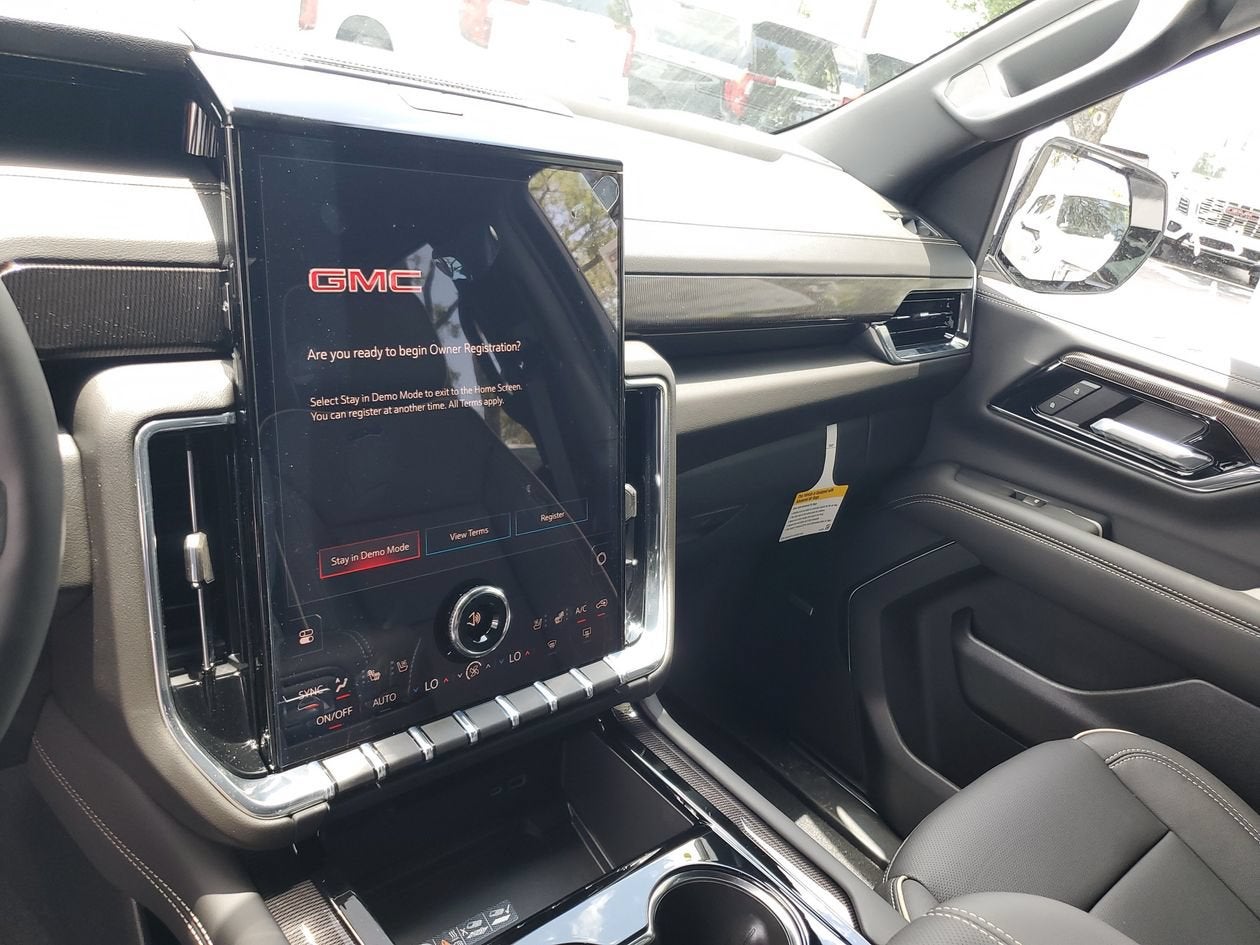 2026 GMC Yukon Elevation