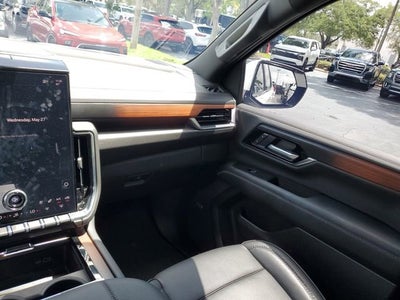 2025 GMC Yukon Denali