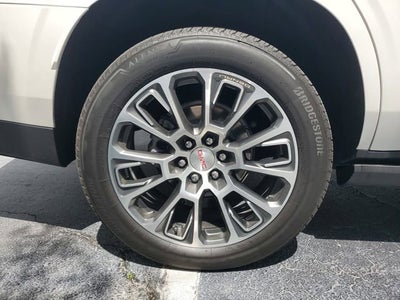 2025 GMC Yukon Denali