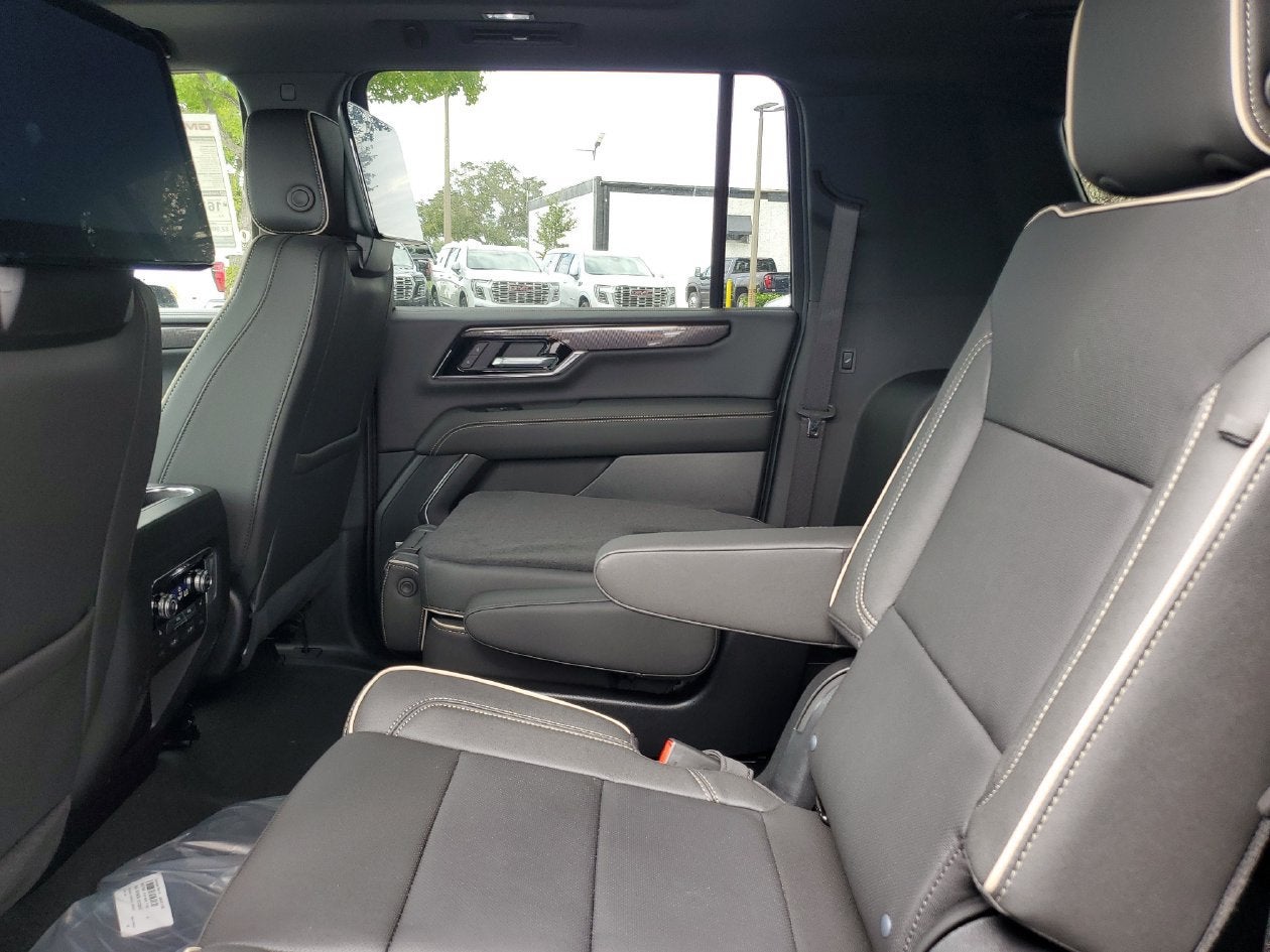 2027 GMC Yukon XL Elevation