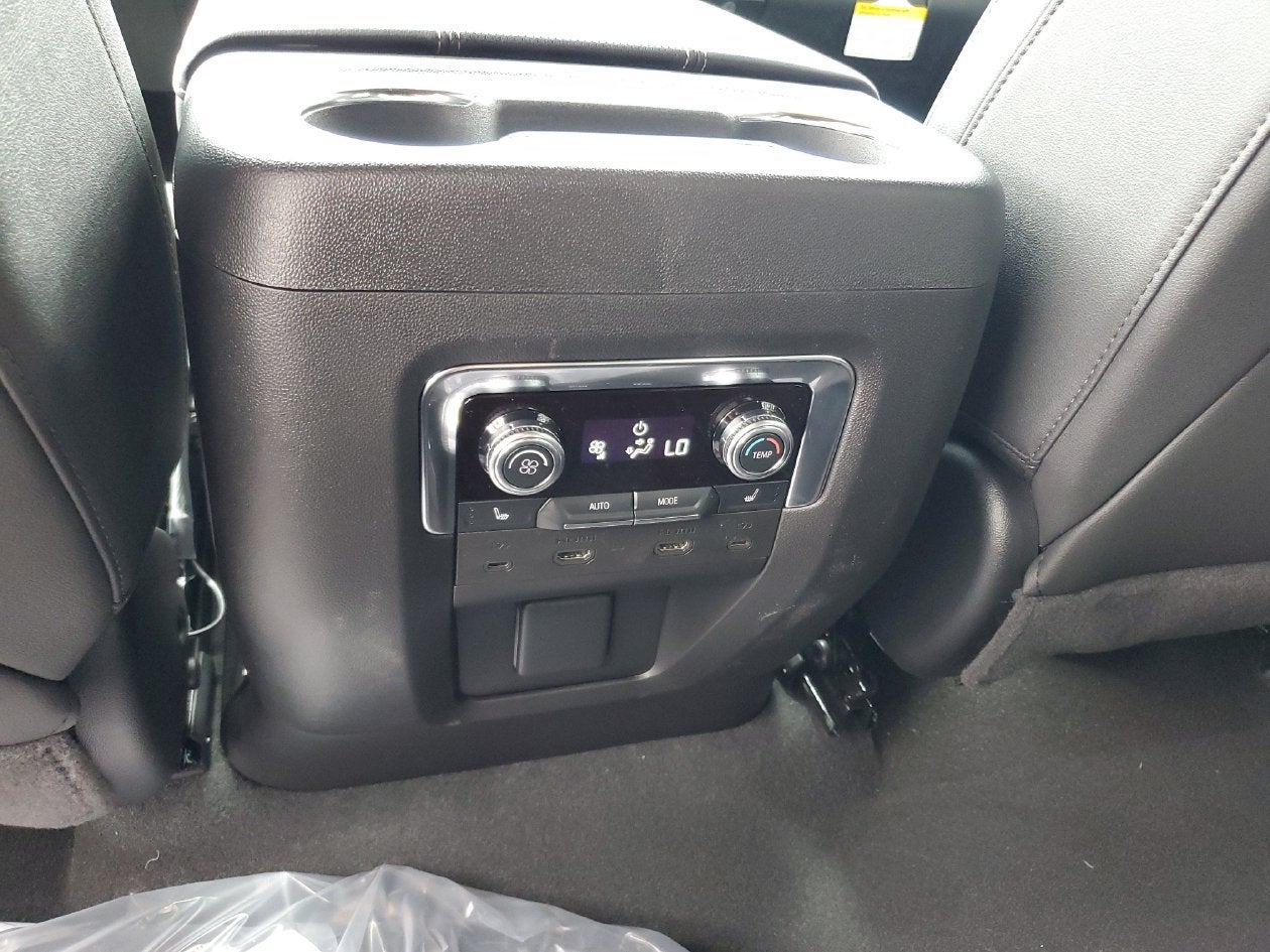 2027 GMC Yukon XL Elevation