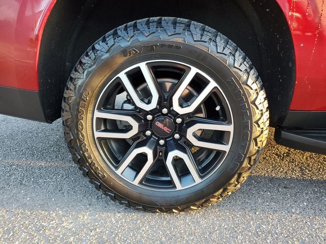 2024 GMC Yukon XL AT4