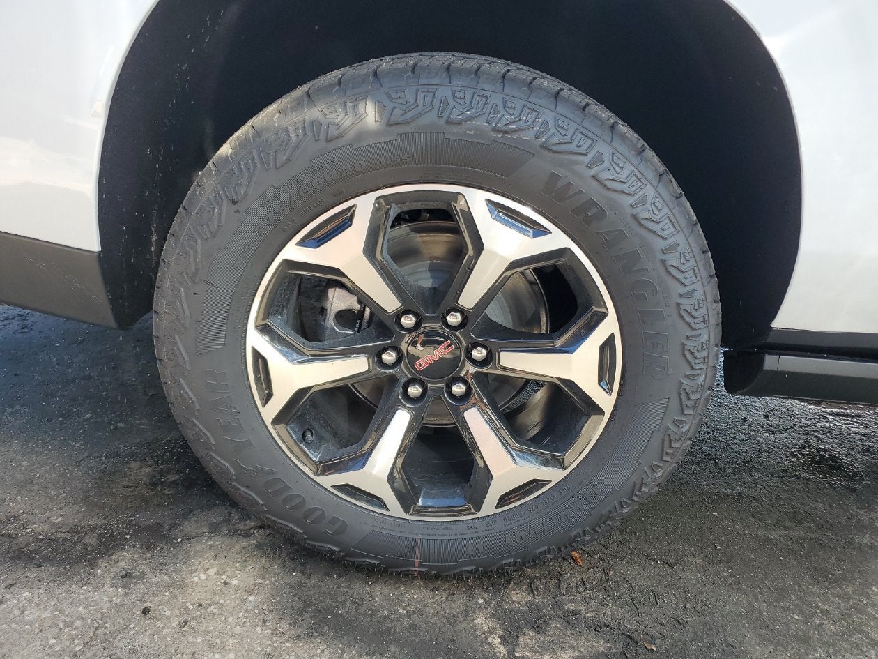 2026 GMC Yukon XL AT4