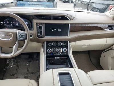 2023 GMC Yukon XL Denali