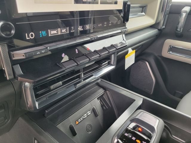 2026 GMC HUMMER EV SUV 2X