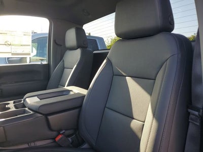 2025 GMC Sierra 2500 HD Pro