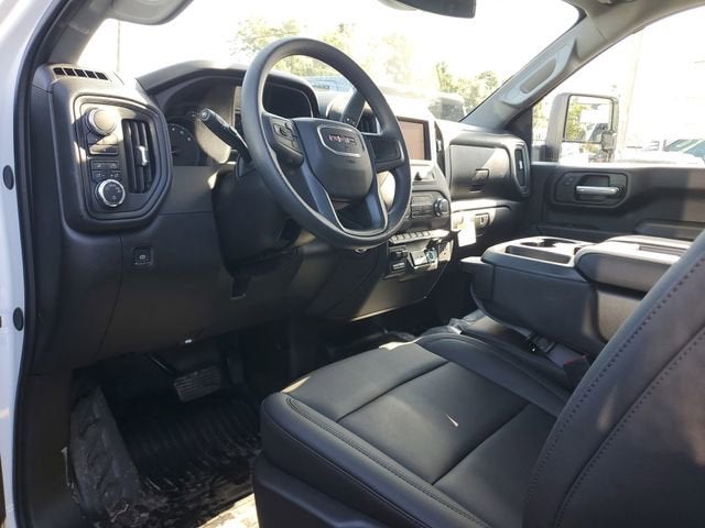 2025 GMC Sierra 2500 HD Pro