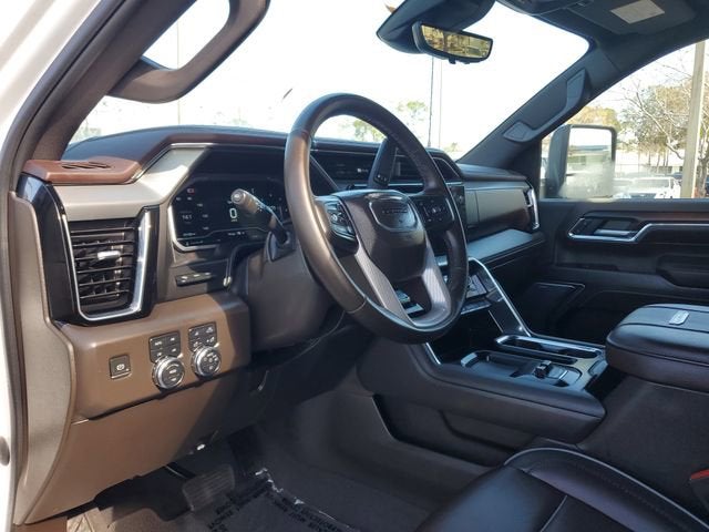 2024 GMC Sierra 3500 HD Denali