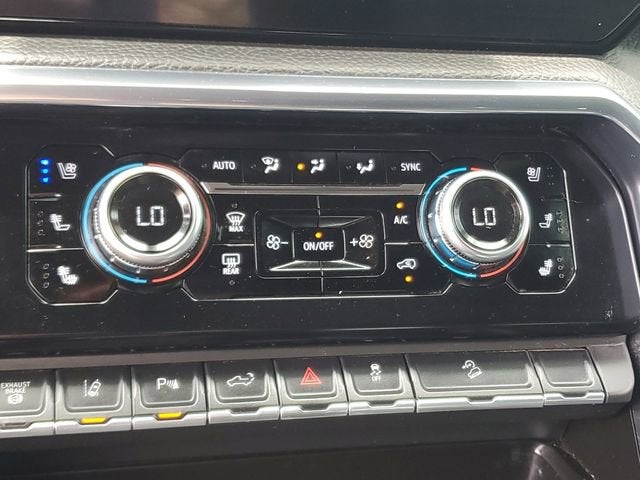 2024 GMC Sierra 3500 HD Denali