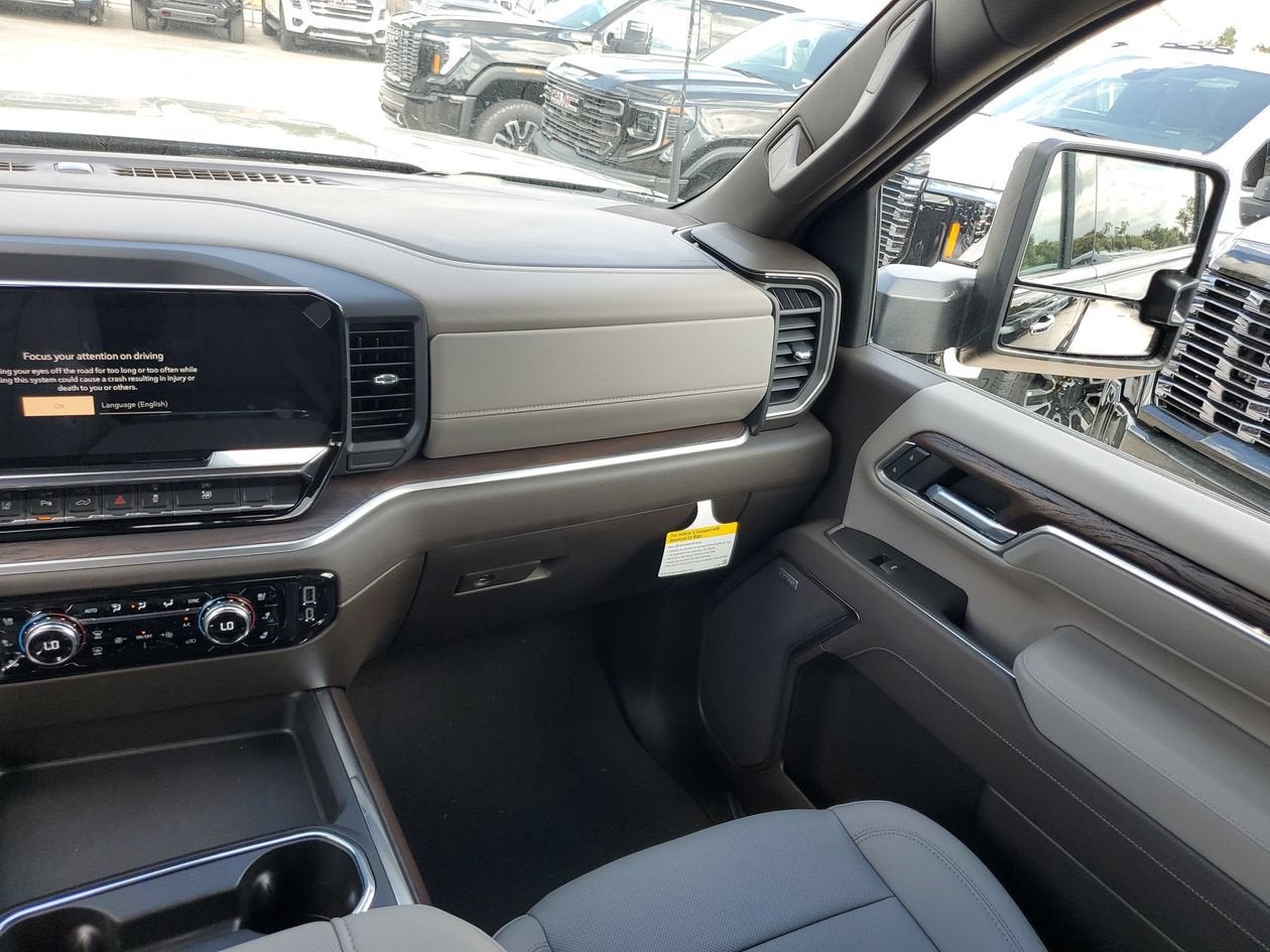 2026 GMC Sierra 2500 HD SLT