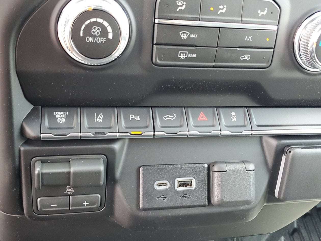 2026 GMC Sierra 3500 HD Pro DRW