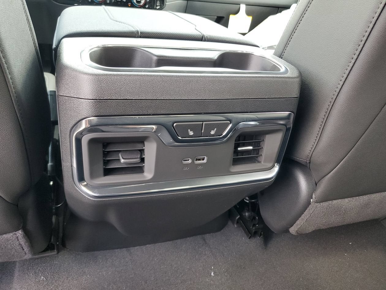 2026 GMC Sierra 3500 HD SLT DRW